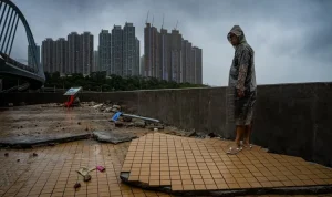Topan Noul Menghantam Tiongkok dan Hong Kong, 10 Orang Tewas