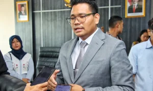 Videotron Melawi Menayangkan Konten Tak Pantas: Pemkab Minta Maaf dan Lakukan Investigasi