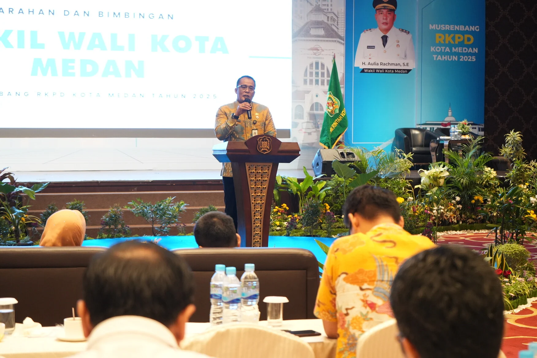 Wali Kota Medan Desak Camat Kerja Cepat Digitalisasi Bansos