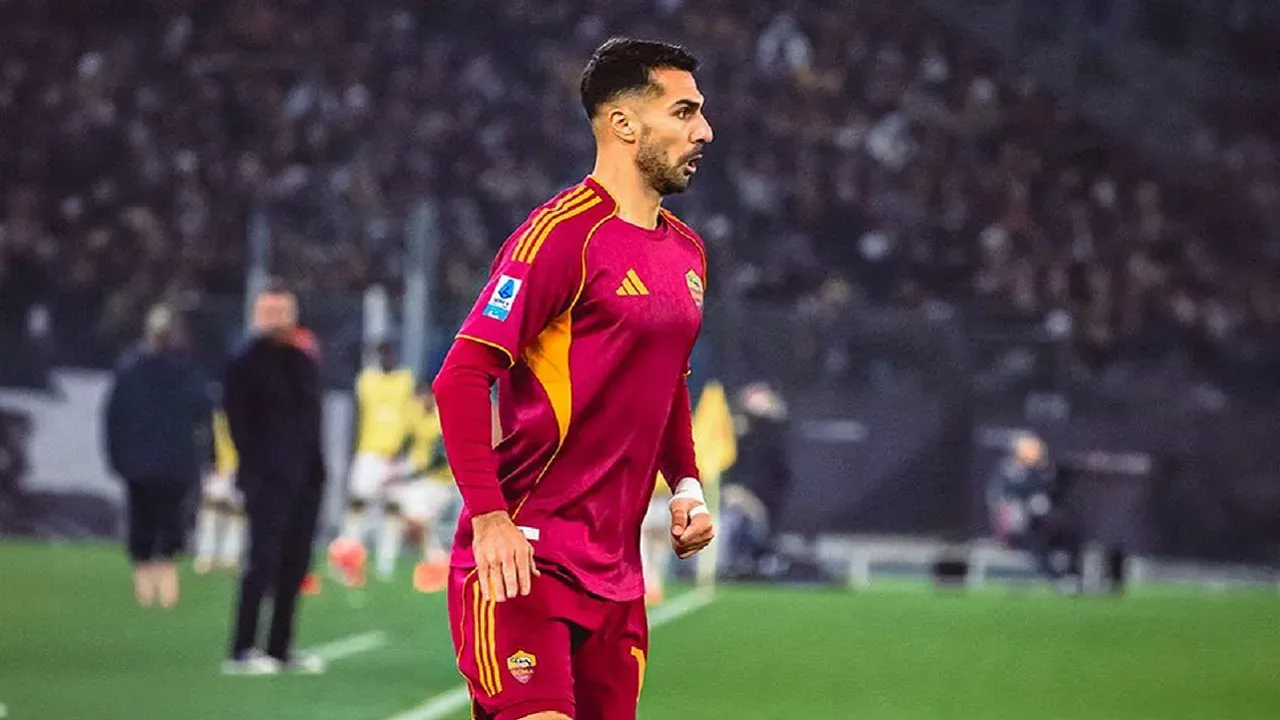 Zeki Celik Resmi Bergabung dengan Juventus, Mengejutkan AS Roma