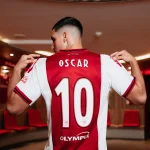 Ajax Kembali Berambisi di Bawah Míchel dengan Oscar Gloukh sebagai Pencetak Hat-trick