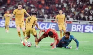 Aqil Savik: Kiper Andalan Persija Jakarta di Piala Presiden 2026