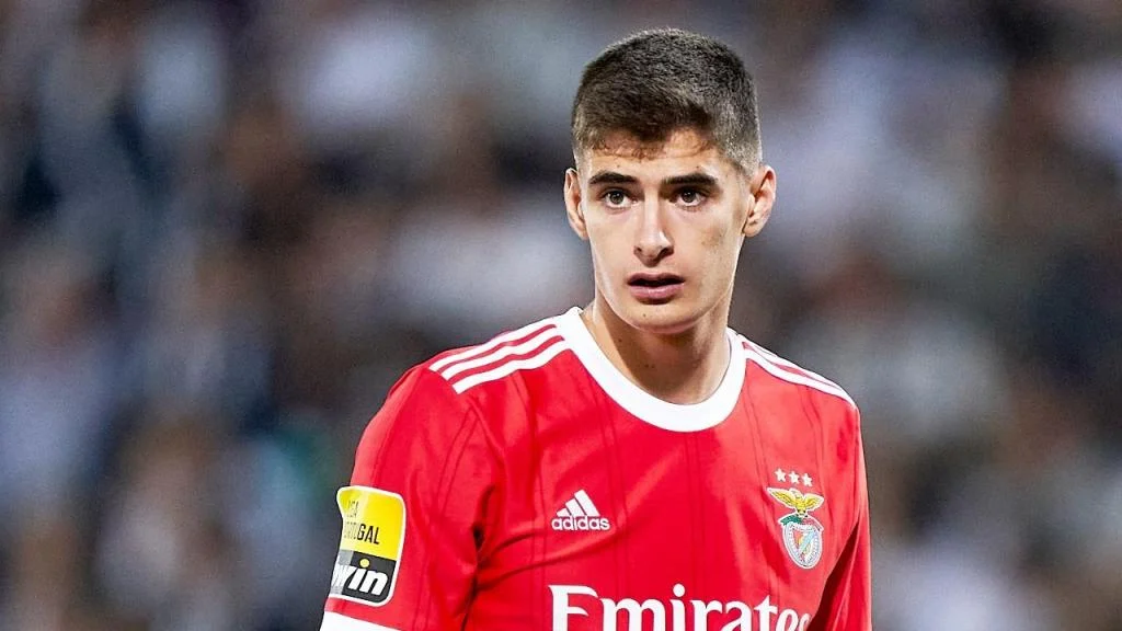 Benfica Tumbangkan St. Gallen 5-0, Antonio Silva Berpisah dengan Emosional