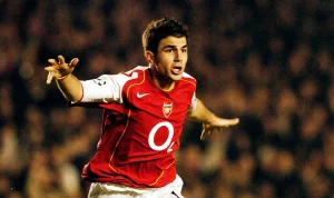 Cesc Fàbregas Kembali ke Arsenal dengan Como 1907
