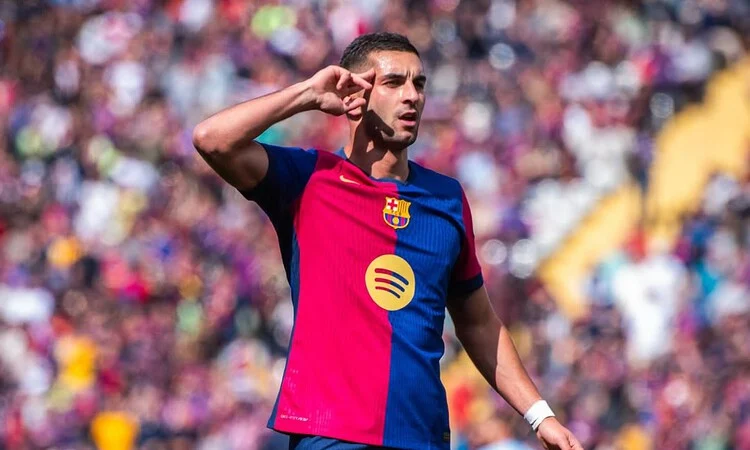 Ferran Torres dan Kontroversi Ciuman di Pantai: Masih Banyak Kesalahpahaman tentang Seksualitas