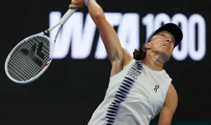 Iga Świątek Dominasi Turnamen WTA 1000 di Toronto