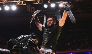 Islam Makhachev Sukses Pertahankan Gelar Juara Kelas Welter UFC