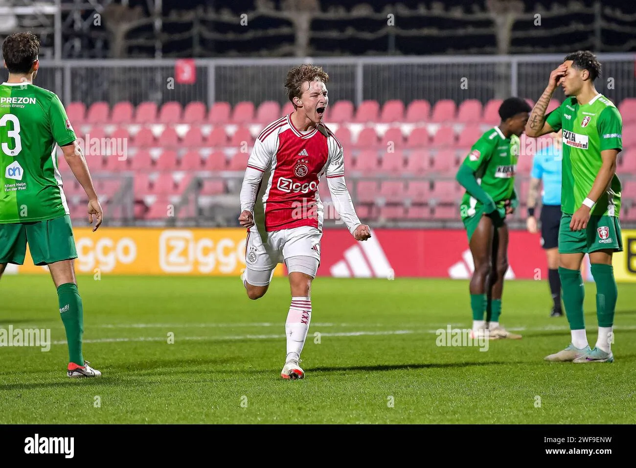 Julian Brandt dan Ajax Amsterdam Menangkan Laga Pertama Eredivisie