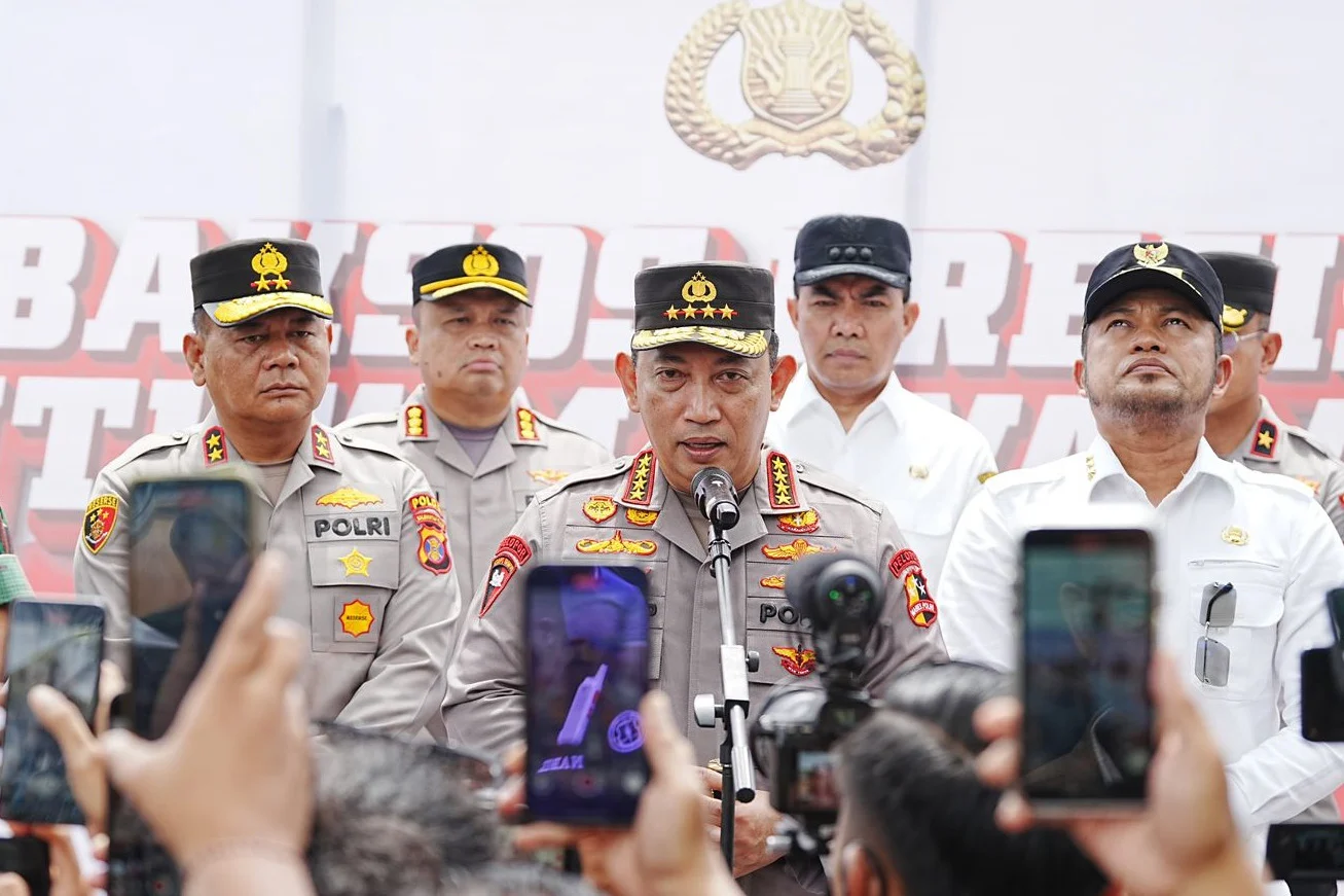 Kapolri Listyo Sigit Prabowo Menanggapi Isu Pergantian Pimpinan Polri