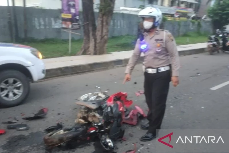 Kecelakaan Membawa Duka di Jalan: Kasus Polisi Tabrak Motor dan Balita Tewas di Bone