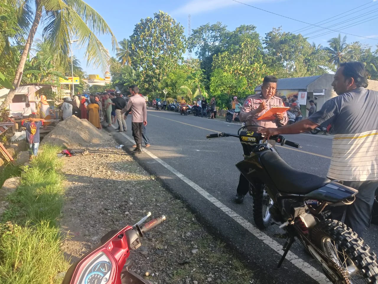 Kecelakaan Membawa Duka: Polisi Tabrak Motor hingga Balita Tewas di Bone