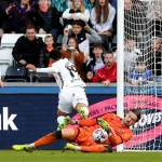 Lukas Jensen Jadi Pahlawan Millwall Setelah Simpan Empat Gol Penalti QPR