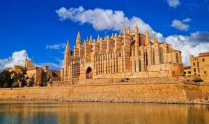 Mallorca: Surga Wisata yang Mempesona di Spanyol