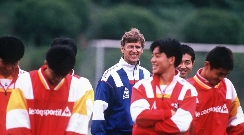 Nagoya Grampus: Kisah Sukses Arsene Wenger di Jepang