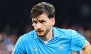 Napoli Menghadapi Tantangan Baru: Antara Persaingan Liga dan Tawaran Transfer