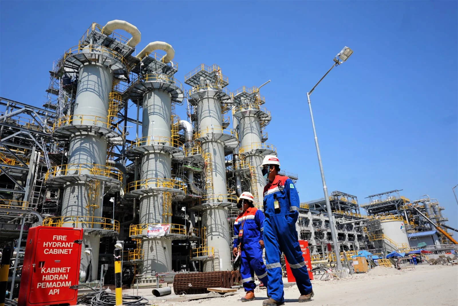 Pertamina: Produksi Minyak dan Gas Meningkat, Namun Kelangkaan BBM Subsidi Masih Terjadi