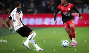 Pertarungan Sengit Corinthians vs Athletico Paranaense di Neo Química Arena