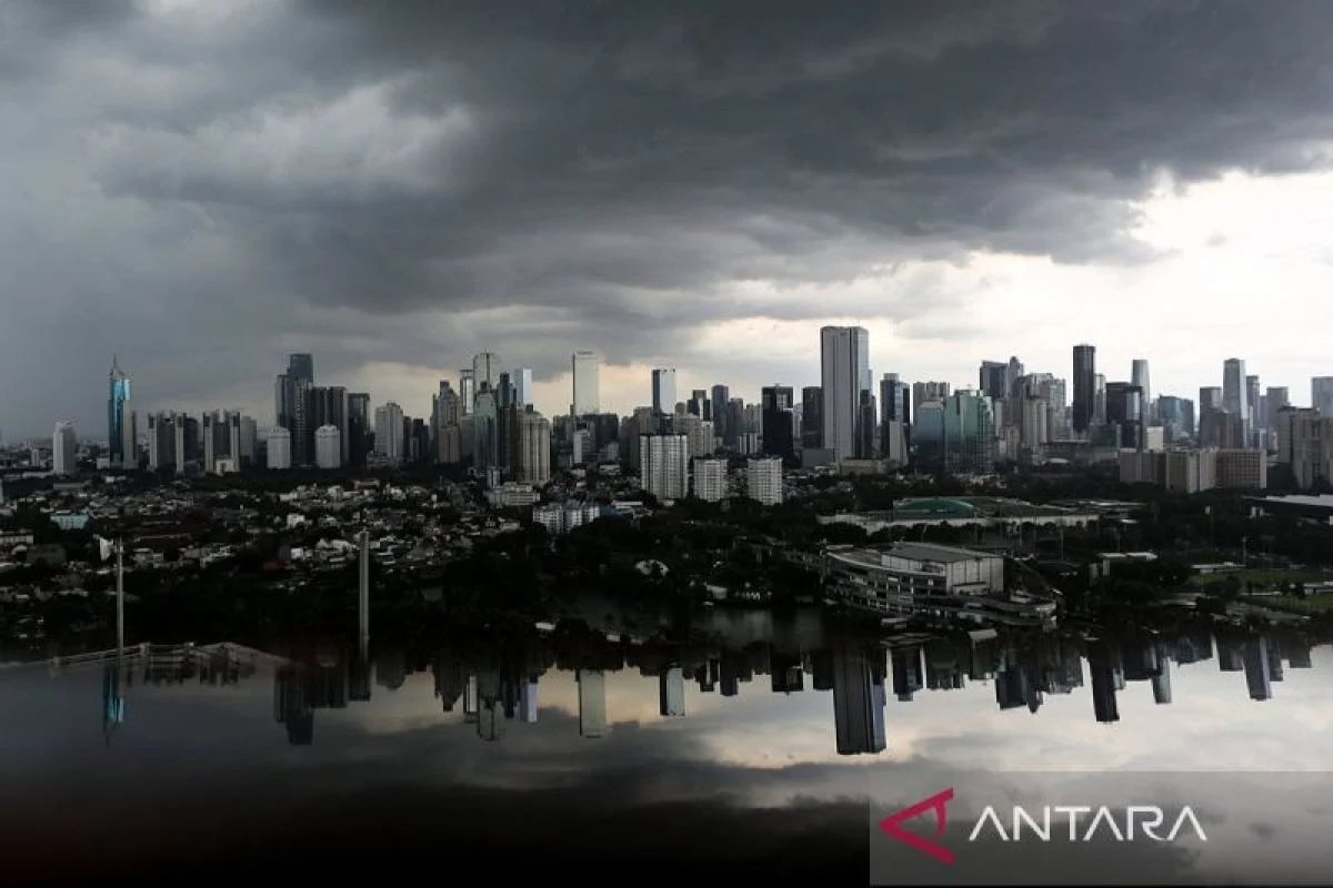Prakiraan Cuaca Terkini Indonesia: Hujan dan Awan Tebal Mengisi Sebagian Besar Wilayah