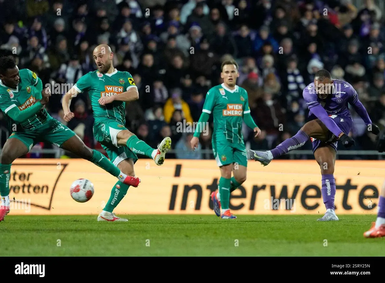 Rapid Wien dan Perjalanan Mamadou Sangare Menuju Brentford