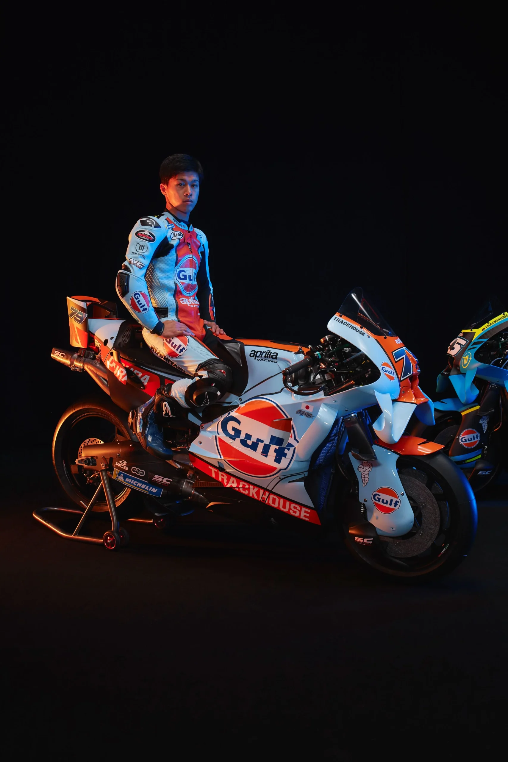 Raul Fernandez Dominasi MotoGP Inggris 2026, Aprilia Sapu Bersih Podium