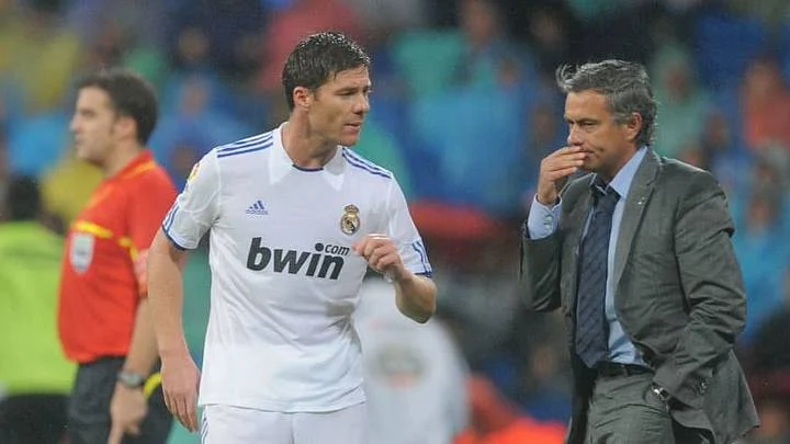 Real Madrid Menang 1-0 Atas Deportivo La Coruña, Mourinho Raih Trofi Pertama