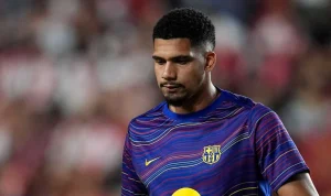 Ronald Araujo Bergabung dengan Liverpool: Bek Asal Uruguay Siap Membuat Dampak