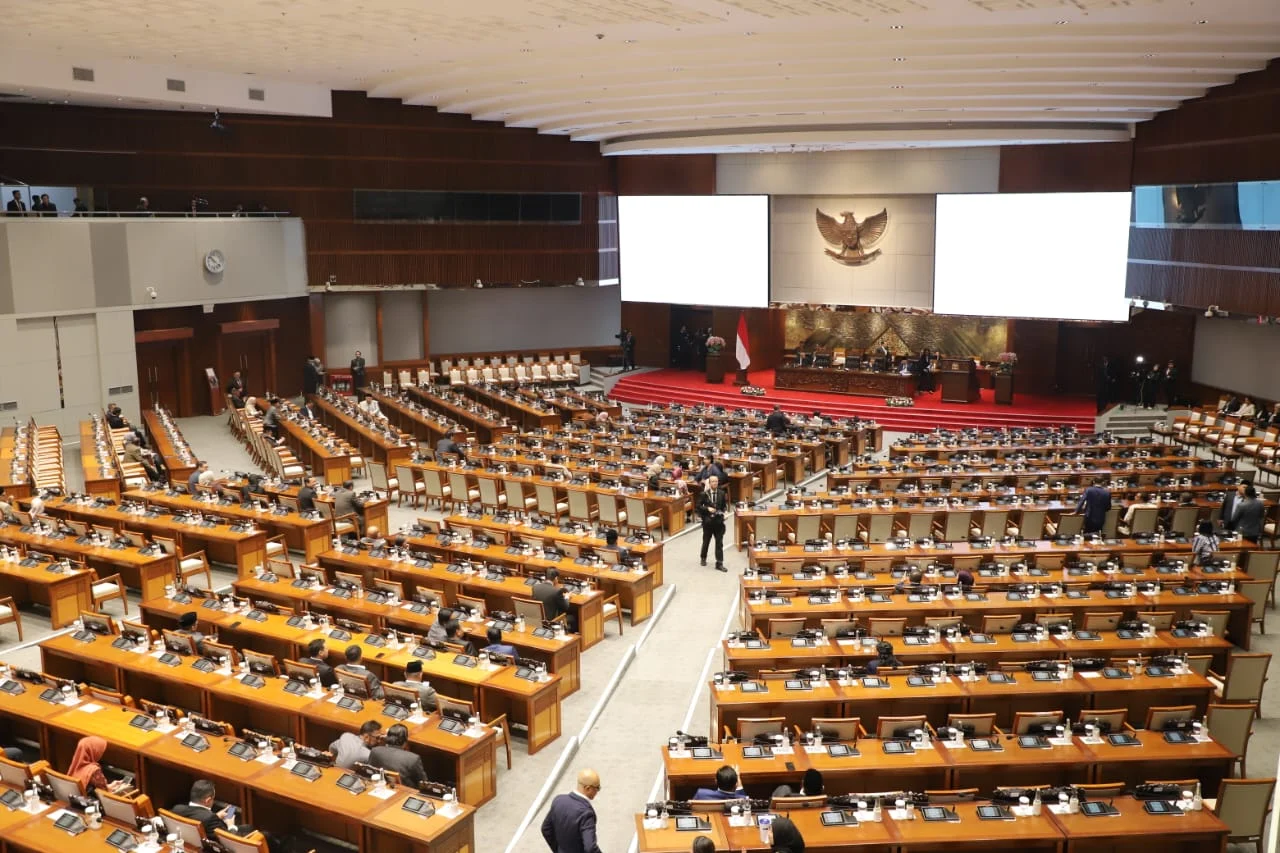 Temuan 995 Senjata di Sekolah: Menteri PPPA dan Anggota DPR RI Menyuarakan Keprihatinan