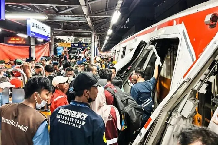 Tragedi di Stasiun Jurangmangu: Siswi 14 Tahun Tewas Tertemper KRL