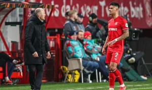 Twente dan Sepak Bola Belanda: Dari Pencarian Pelatih Baru hingga Penemuan Tarantula