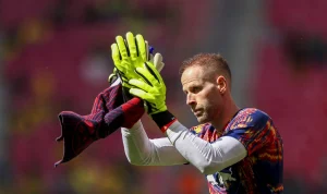 Villarreal Rekrut Peter Gulacsi, Pemain Kiper Berpengalaman Dari RB Leipzig